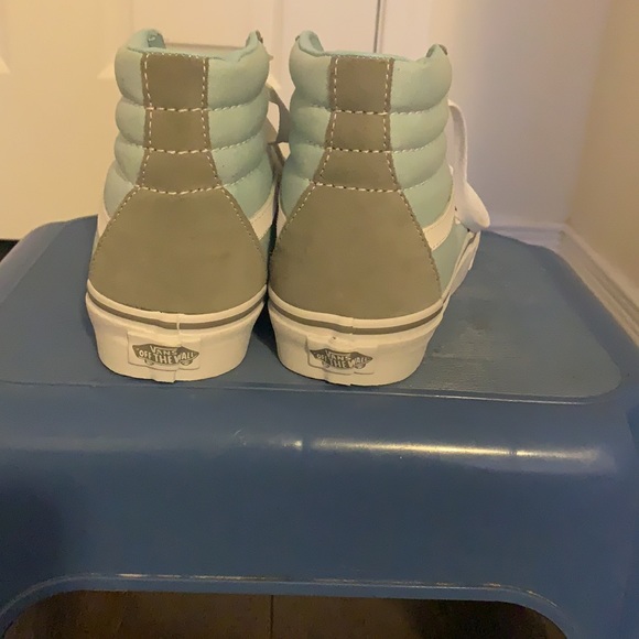 Women’s vans - Picture 2 of 3